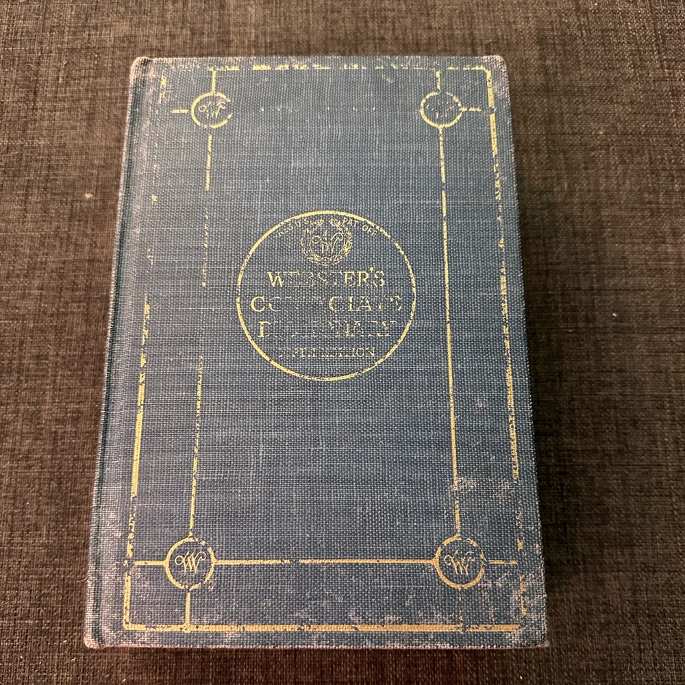 Vintage Dictionary- Webster’s Collegiate Dictionary Fifth Edition 1948